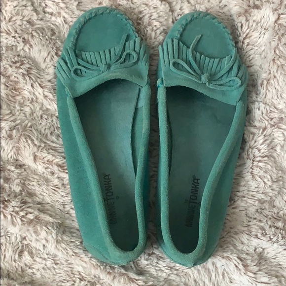 turquoise minnetonka moccasins